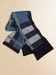 A large-scale version of the famous checks in a luxurious ribbed knit of cashmere and wool.Classic beanie stylingSolid ribbed knit trim55% cashmere/45% woolDry cleanImported